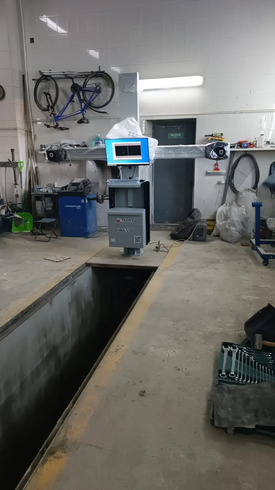 Стенд развал схождения 3D HWA-V08